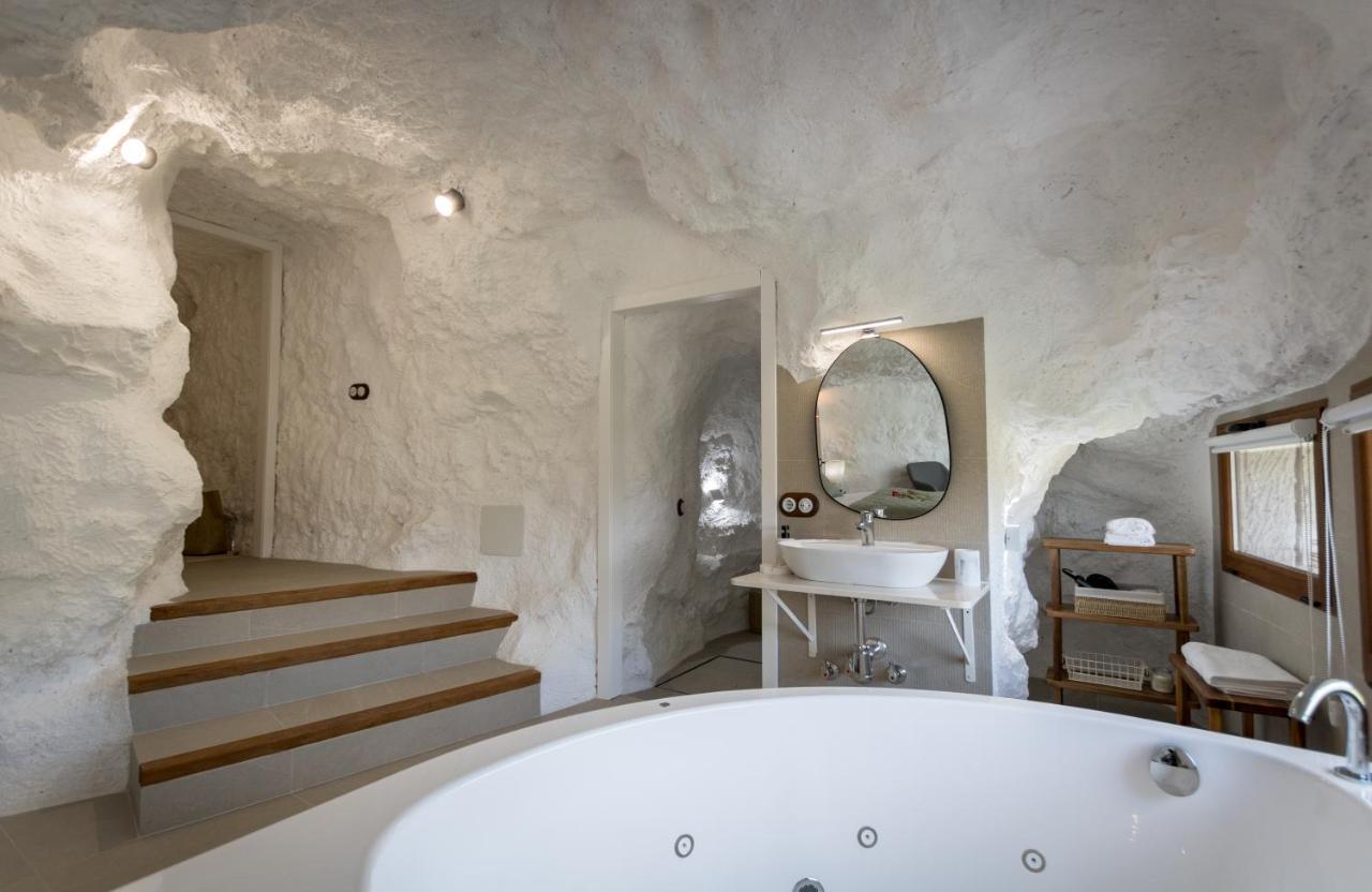Casa túnel Nido de Águilas Alcala del Jucar Esterno foto